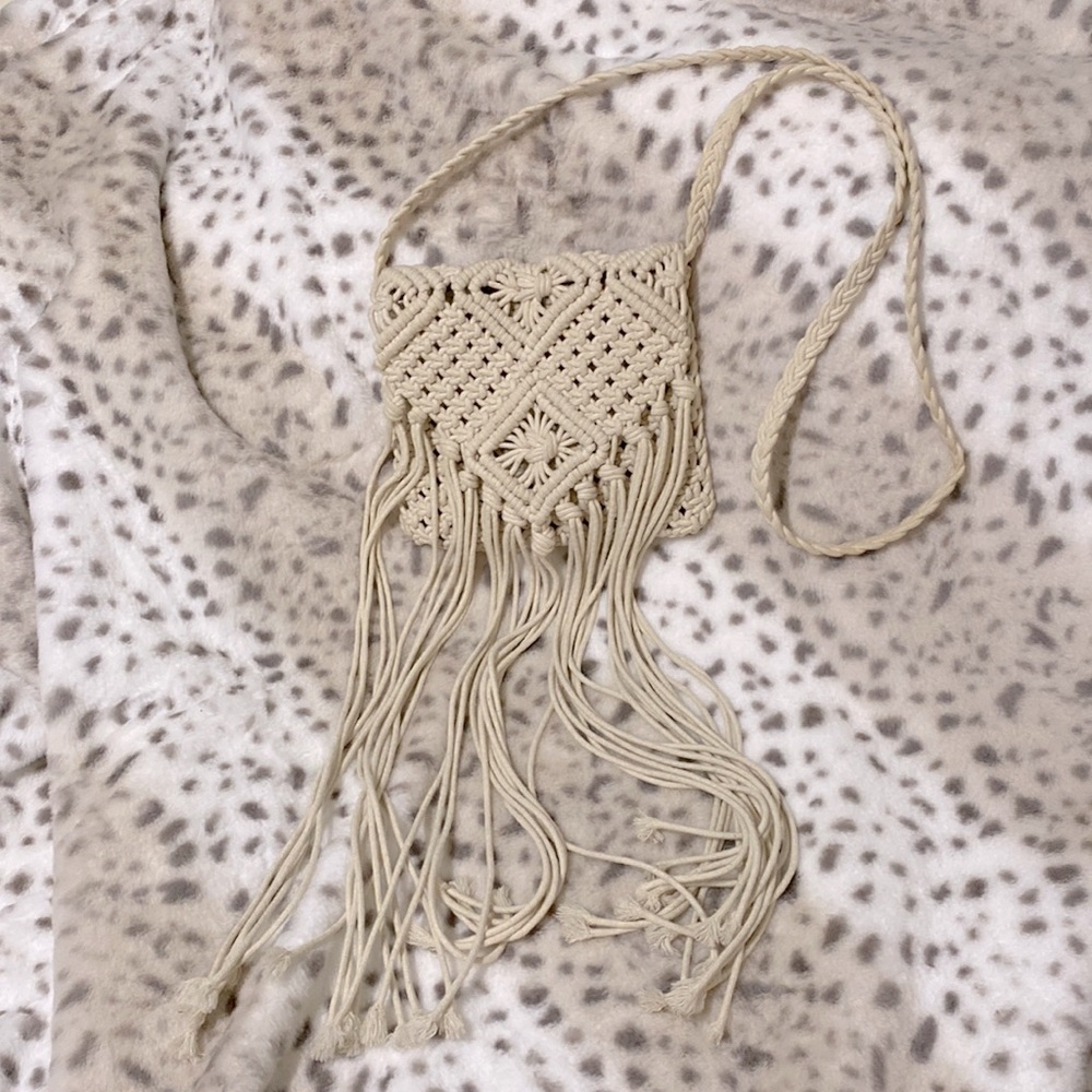 Macramé fringed crossbody, beige